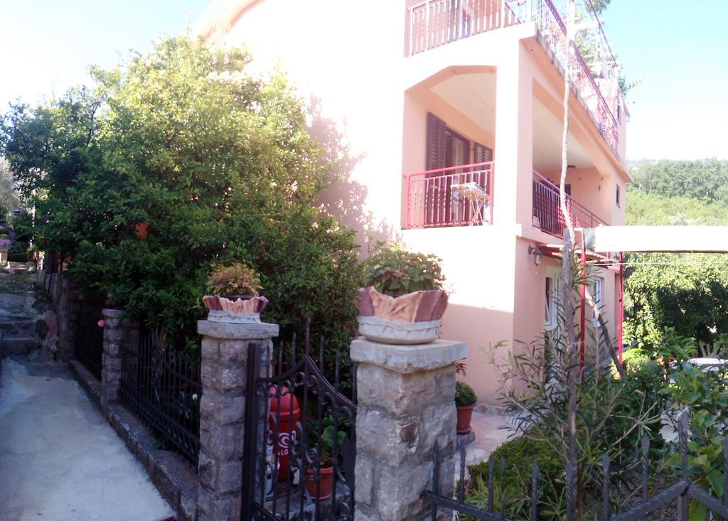 Apartments Kovacevic Petrovac Eksteriør billede